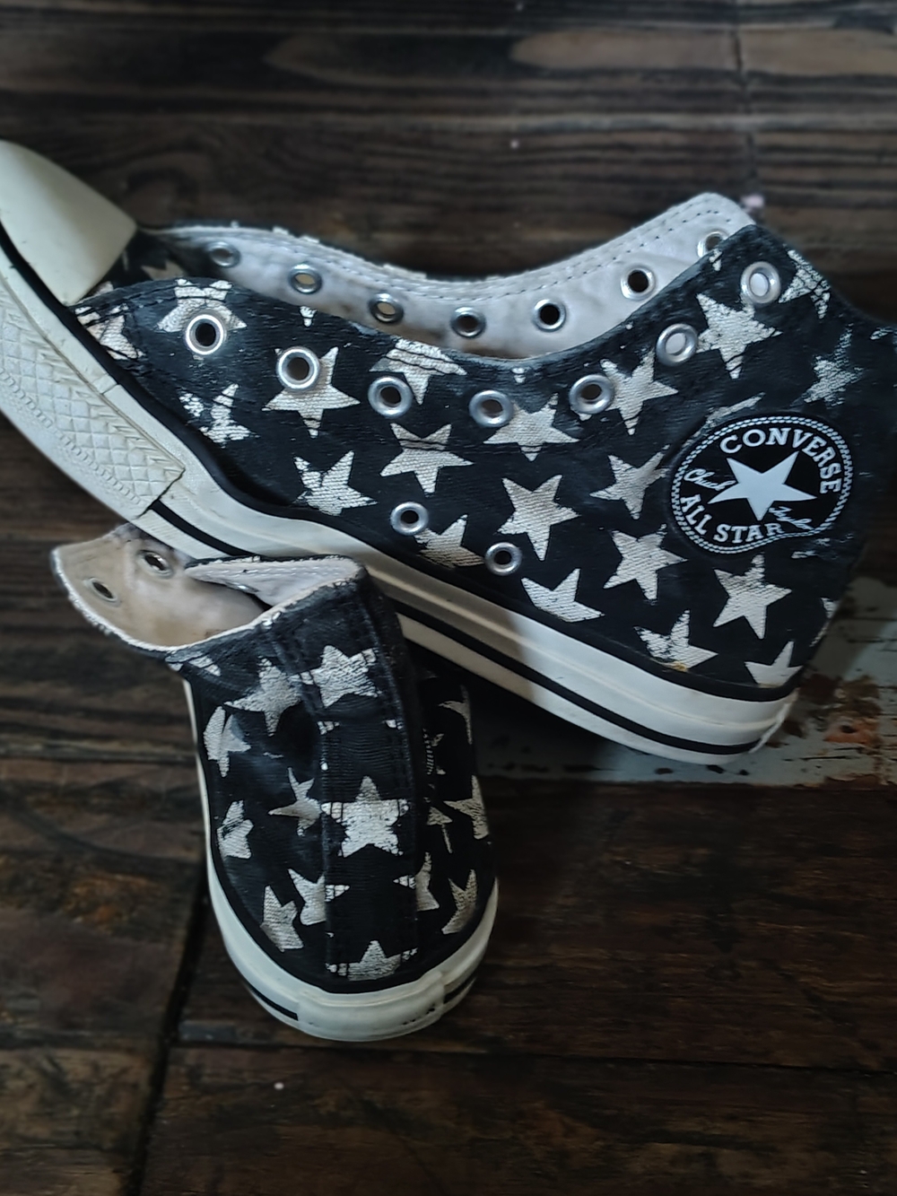 Converse Chuck taylor All Stars Size 5.5 Black Star High-Top Sneakers